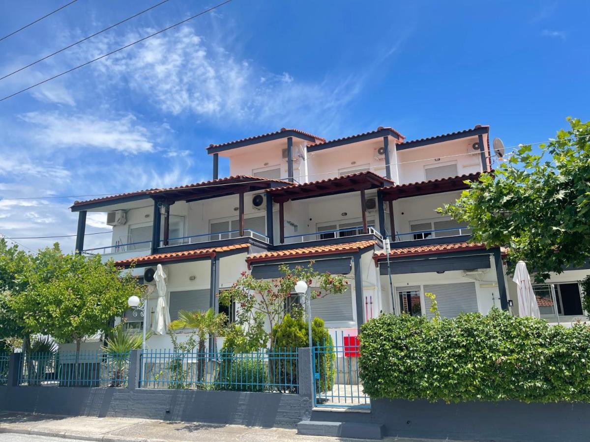 Artemis Hotel Apartments Keramotí Kültér fotó