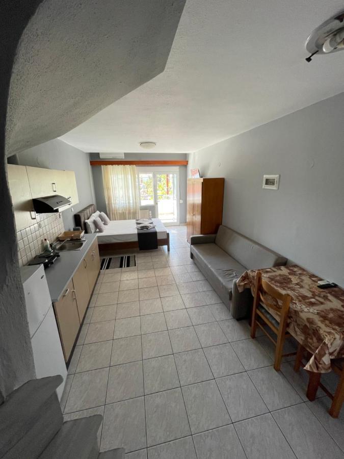 Artemis Hotel Apartments Keramotí Kültér fotó