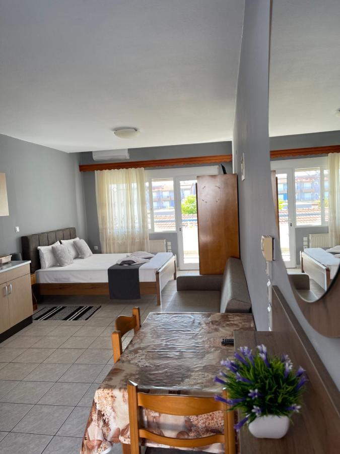 Artemis Hotel Apartments Keramotí Kültér fotó