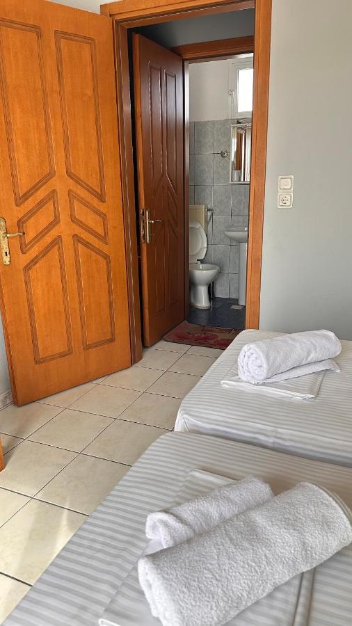 Artemis Hotel Apartments Keramotí Kültér fotó